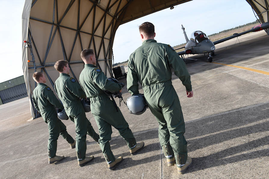 Aeronautica Militare inizia l addestramento dei piloti svedesi in